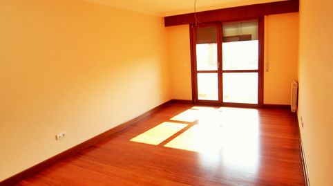 Foto 3 de Piso en venta en Calle Juan José Ruano, 18, Santoña, Cantabria