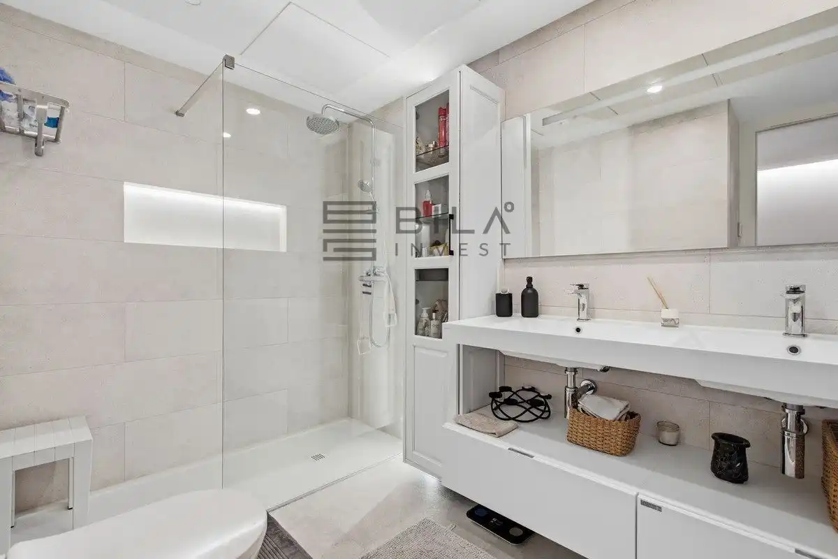 Bathroom of Flat for sale in Castillo Sohail - Myramar