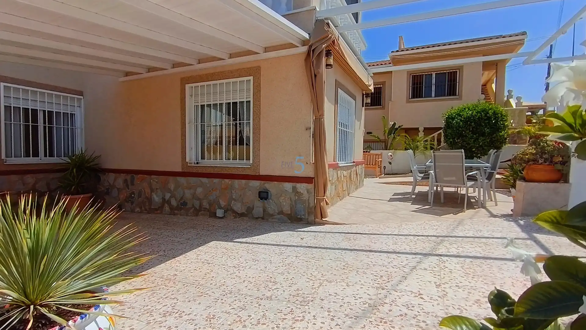 Casa o xalet en venda a Rojales Hills - Rosa Bugalows