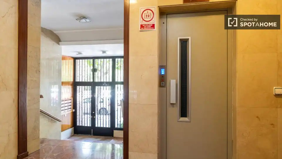 Room in Madrid, Madrid