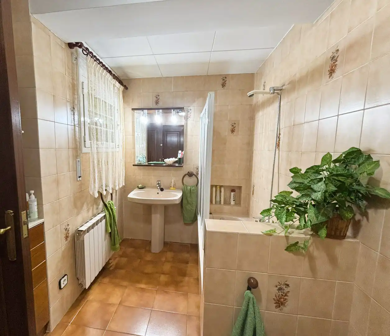 Bany de Casa o xalet en venda en La Palma de Cervelló amb Aire condicionat, Calefacció i Jardí privat