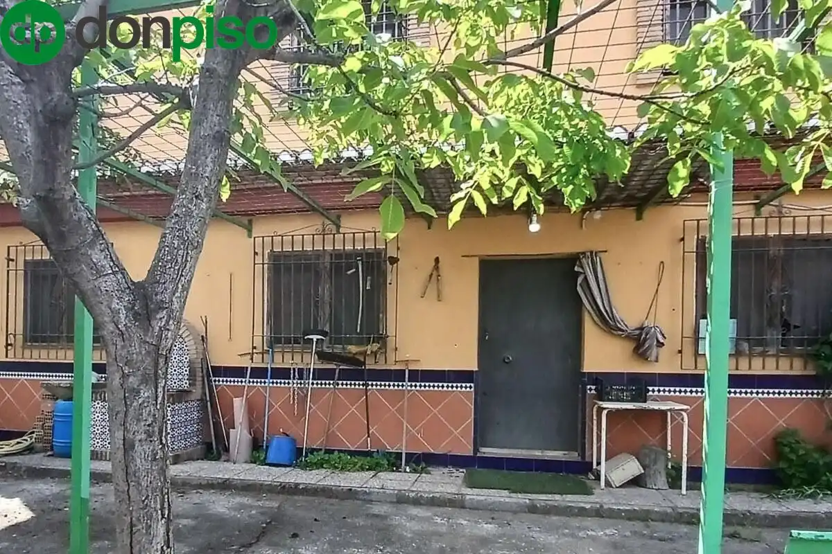 Vista exterior de Finca rústica en venda en Monachil amb Jardí privat i Piscina comunitària