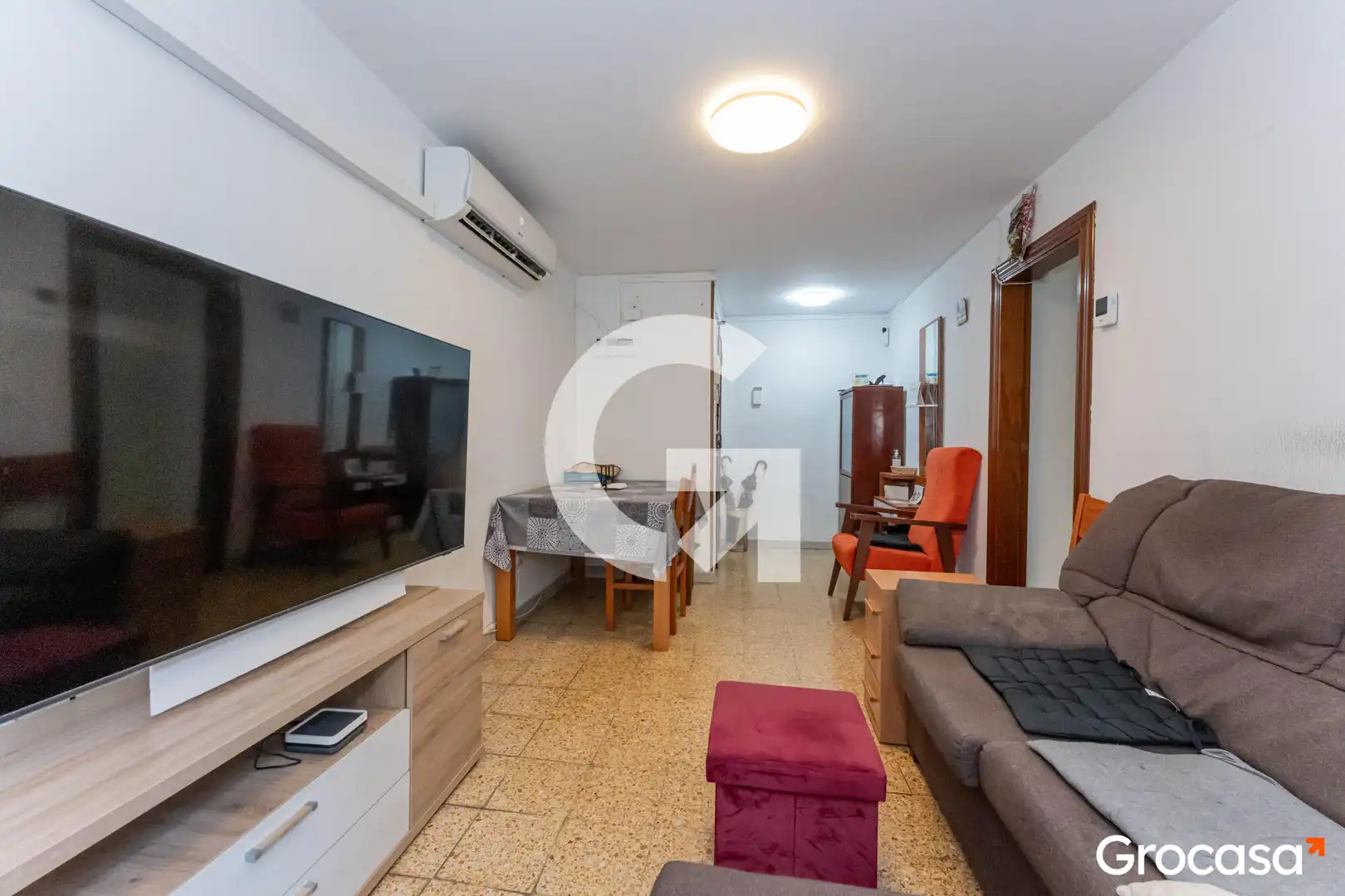 Sala d'estar de Pis en venda en Cornellà de Llobregat amb Aire condicionat, Calefacció i Traster