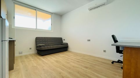 Foto 4 de Loft de alquiler en Corbera de Llobregat, Barcelona