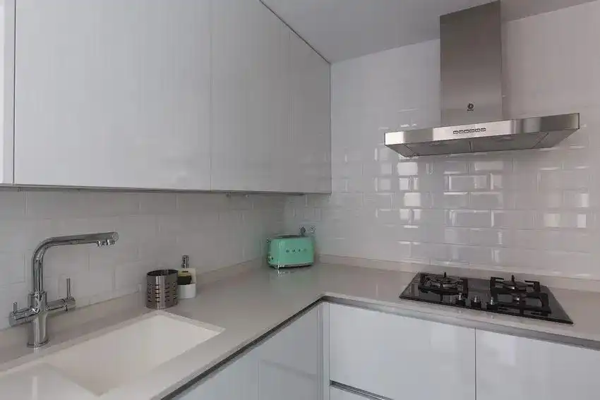 Kitchen of Flat for rent in Valencia  with Air Conditioner and Balcony