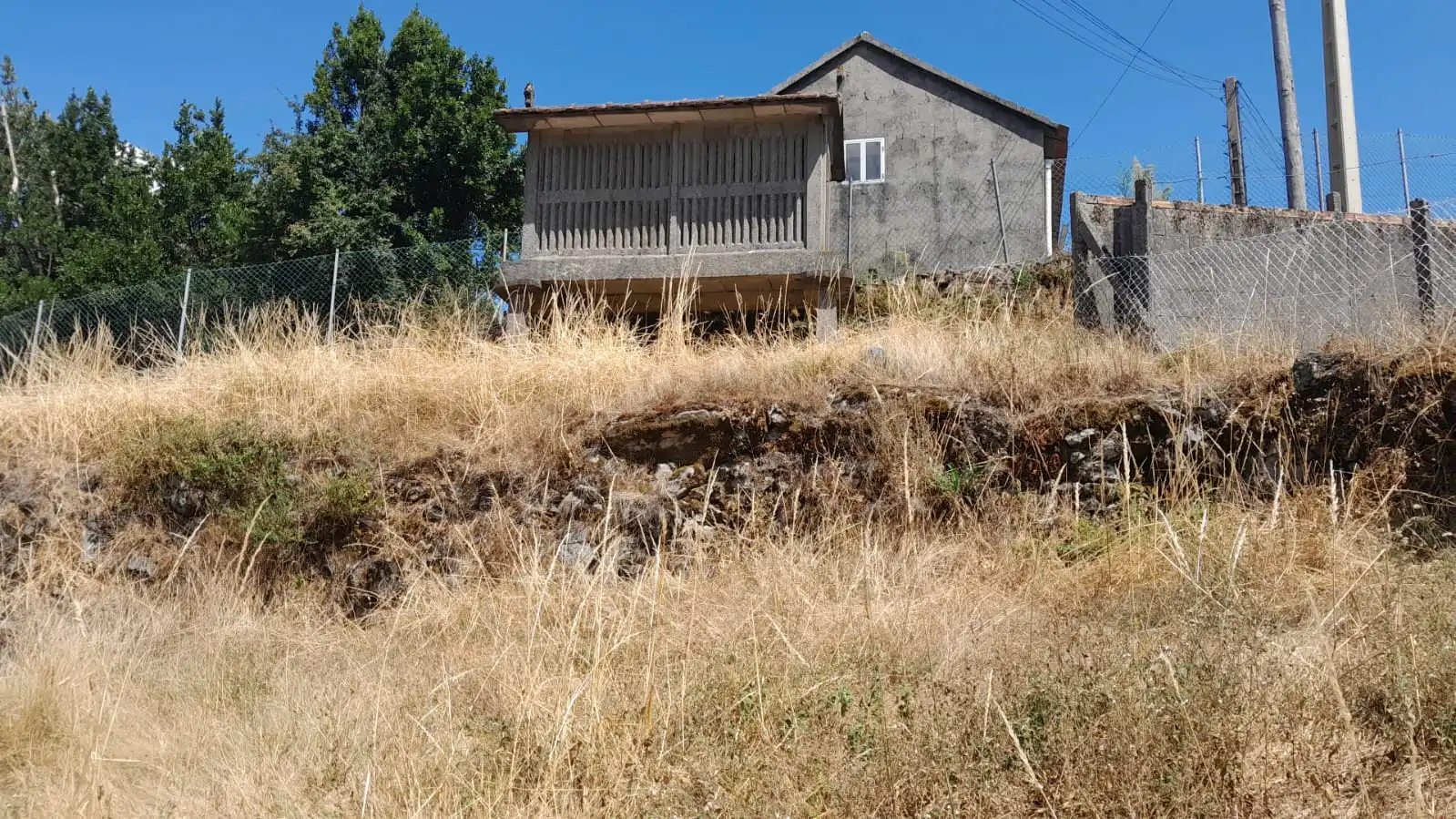 Houses for sale in Covelo  with Private garden