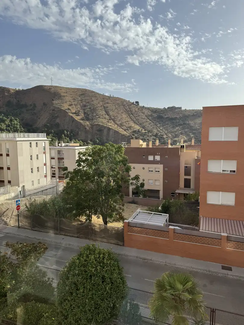 Vista exterior de Piso en venta en  Granada Capital con Aire acondicionado, Terraza y Piscina