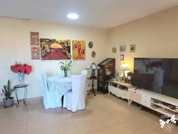 Wohnzimmer von Wohnungen zum Verkauf in Casco Urbano
