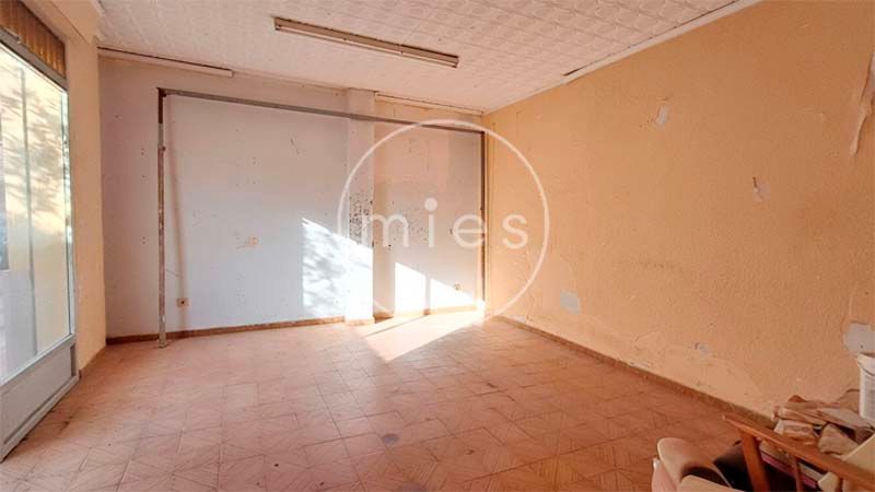 Premises for sale in Torrent