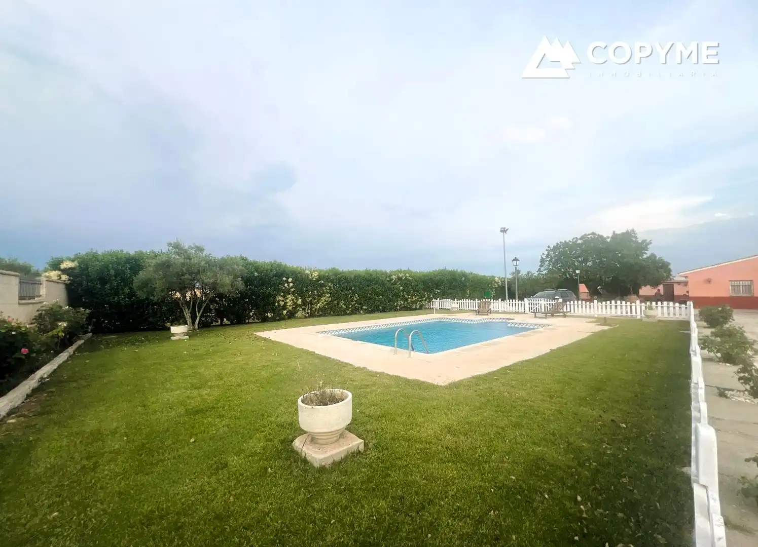 Piscina de Casa o chalet en venta en Novés con Aire acondicionado, Calefacción y Jardín privado