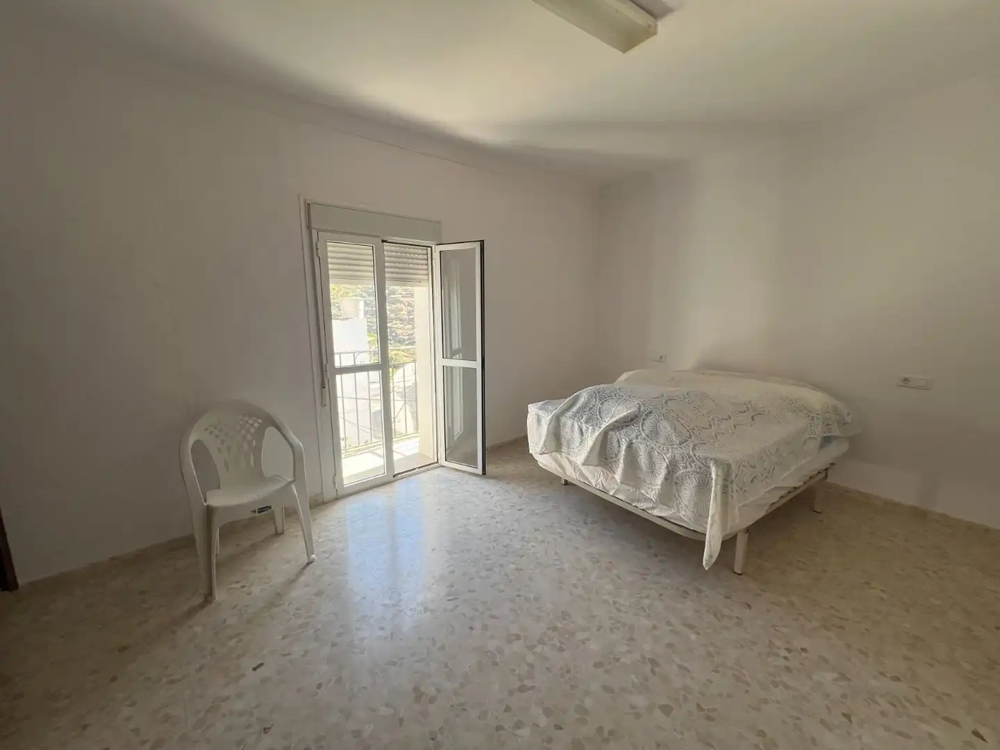 Habitación de Casa adosada en venta en Arenas con Terraza