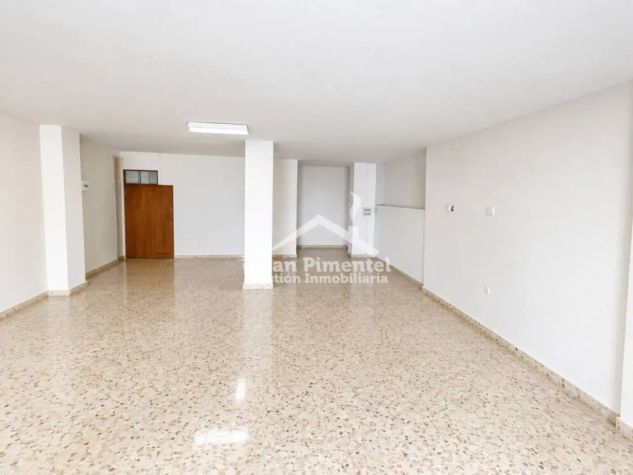 Local comercial en alquiler en Calle Jesús Cautivo 1, imagen 2