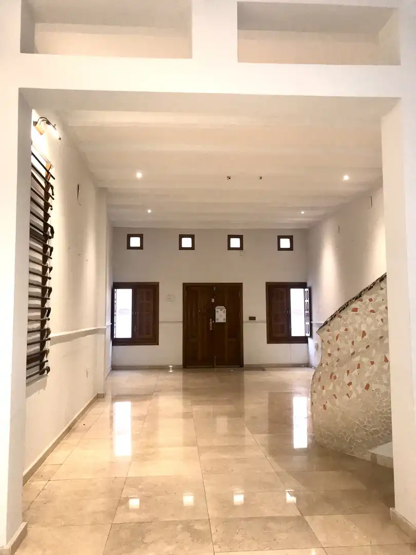 Casa adosada en venta en Plasencia con Aire acondicionado, Calefacción y Jardín privado