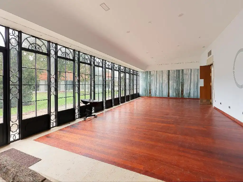 Edificio en venta en Oviedo 