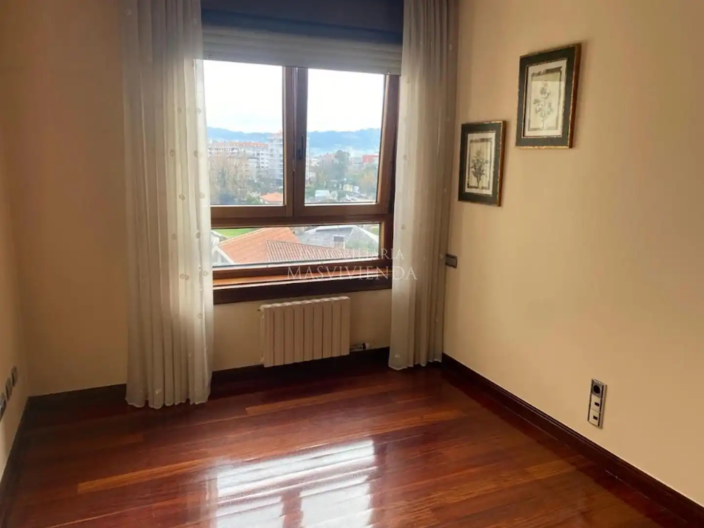 Schlafzimmer von Wohnung zur Miete in Vigo 