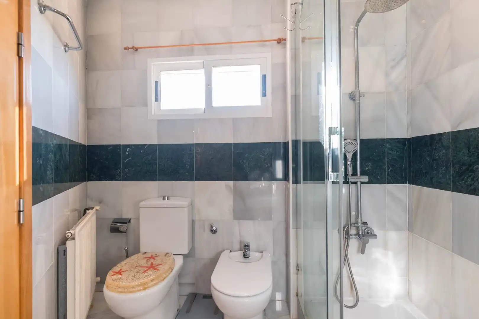 Bathroom of Houses for sale in Cartagena  with Air Conditioner, Heating and Terrace