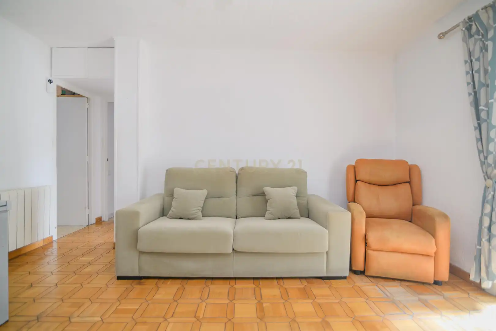 Sala de estar de Apartamento en venta en Sant Feliu de Llobregat