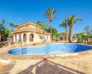 Vista exterior de Casa o xalet en venda en San Vicente del Raspeig / Sant Vicent del Raspeig amb Aire condicionat, Calefacció i Jardí privat