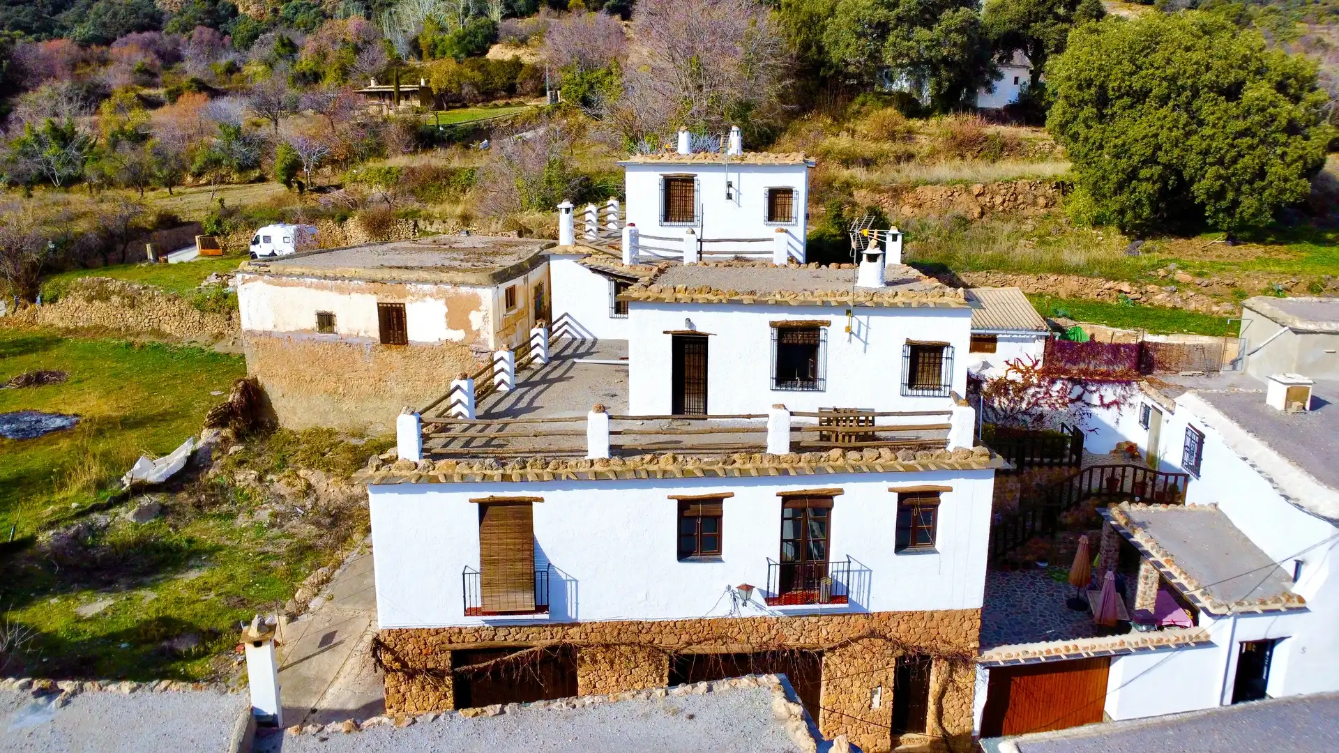 Exterior view of Buildings for sale in Juviles  with Alarm