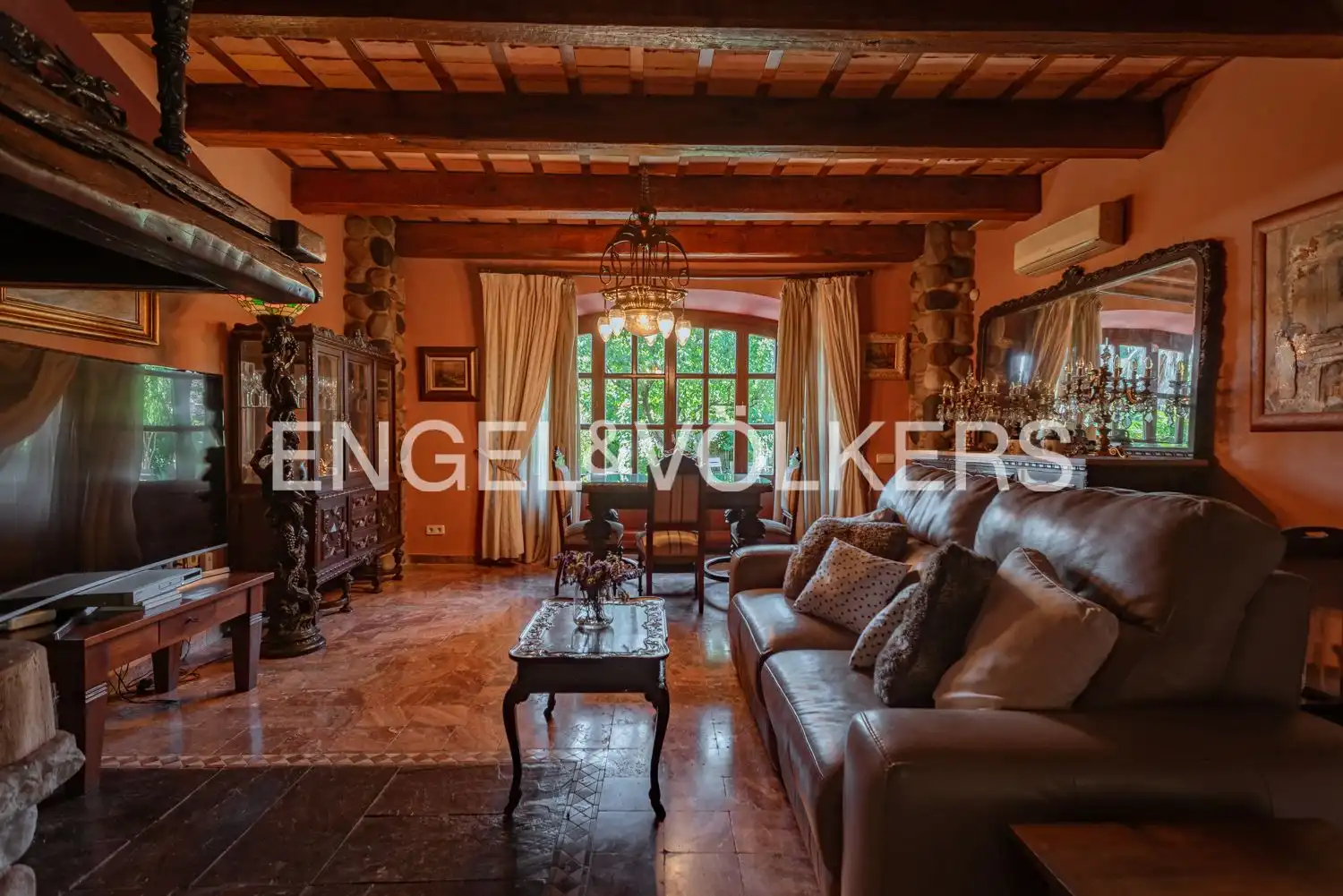 Sala d'estar de Casa adosada en venda en Argelaguer amb Aire condicionat, Calefacció i Jardí privat
