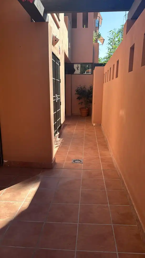 Ground floor for rent in Benalmádena, Málaga