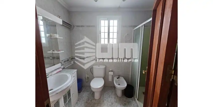 Baño de Piso en venta en Sagunto / Sagunt con Aire acondicionado, Amueblado y Balcón