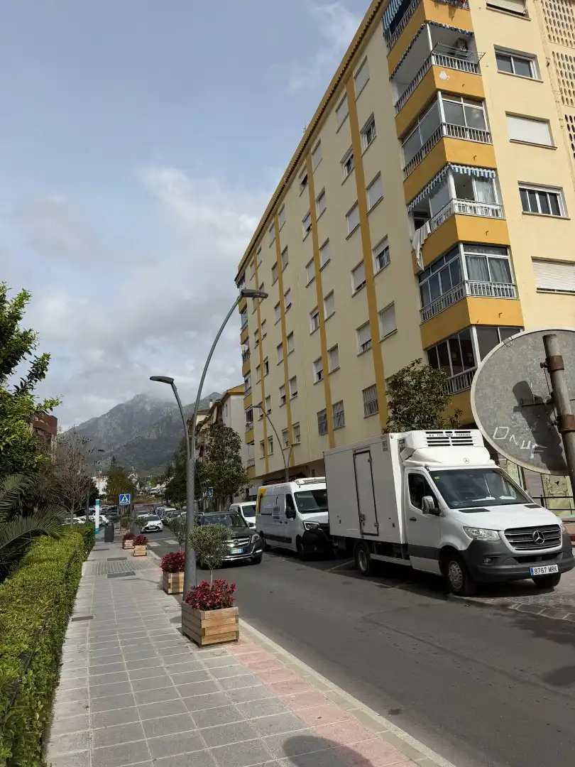 Exterior view of Flat for sale in Marbella  with Private garden, Terrace and Oven