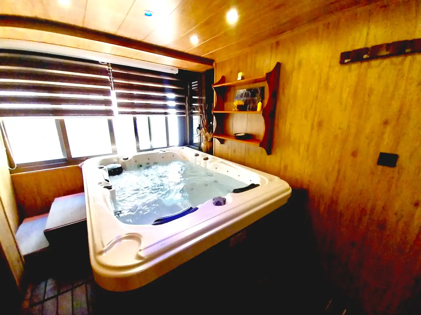 Baño de Piso en venta en Benidorm con Aire acondicionado, Parquet y Terraza