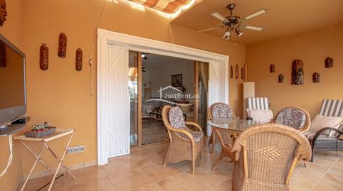 Foto 2 de Casa adosada de lloguer a Marisol Park - Ortembach - Los Almendros, Alicante