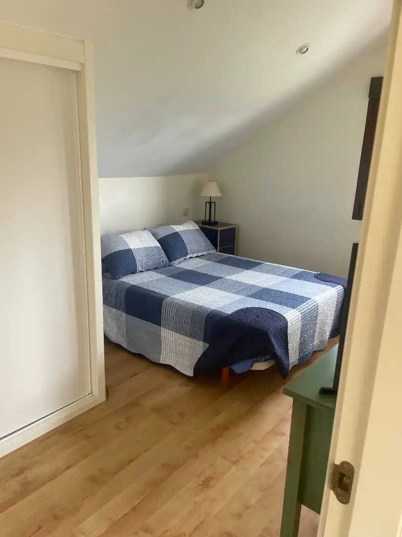 Habitación de Ático en venta en Ribeira con Terraza, Trastero y Amueblado