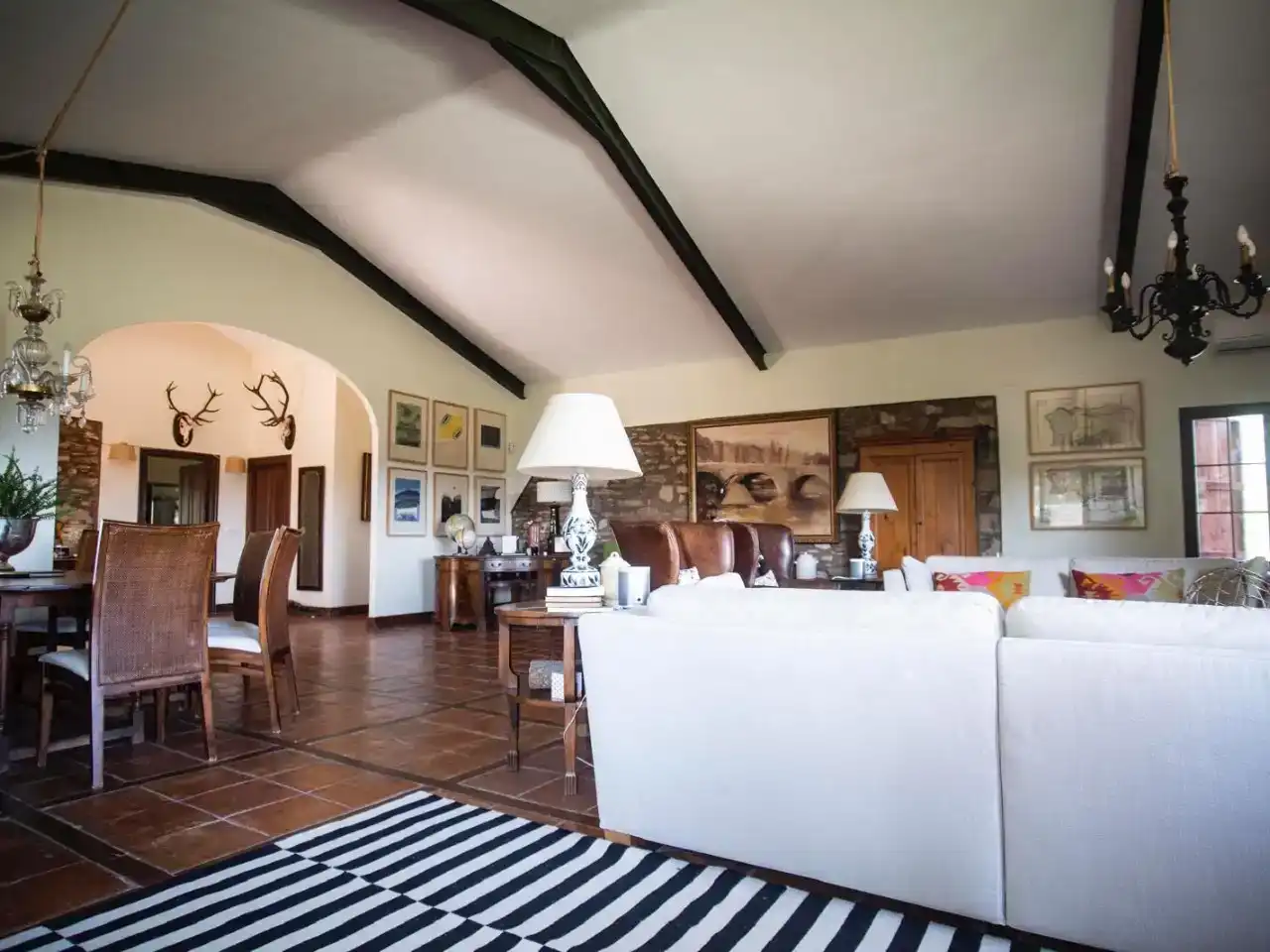 Sala d'estar de Finca rústica en venda en Garvín amb Aire condicionat, Jardí privat i Piscina