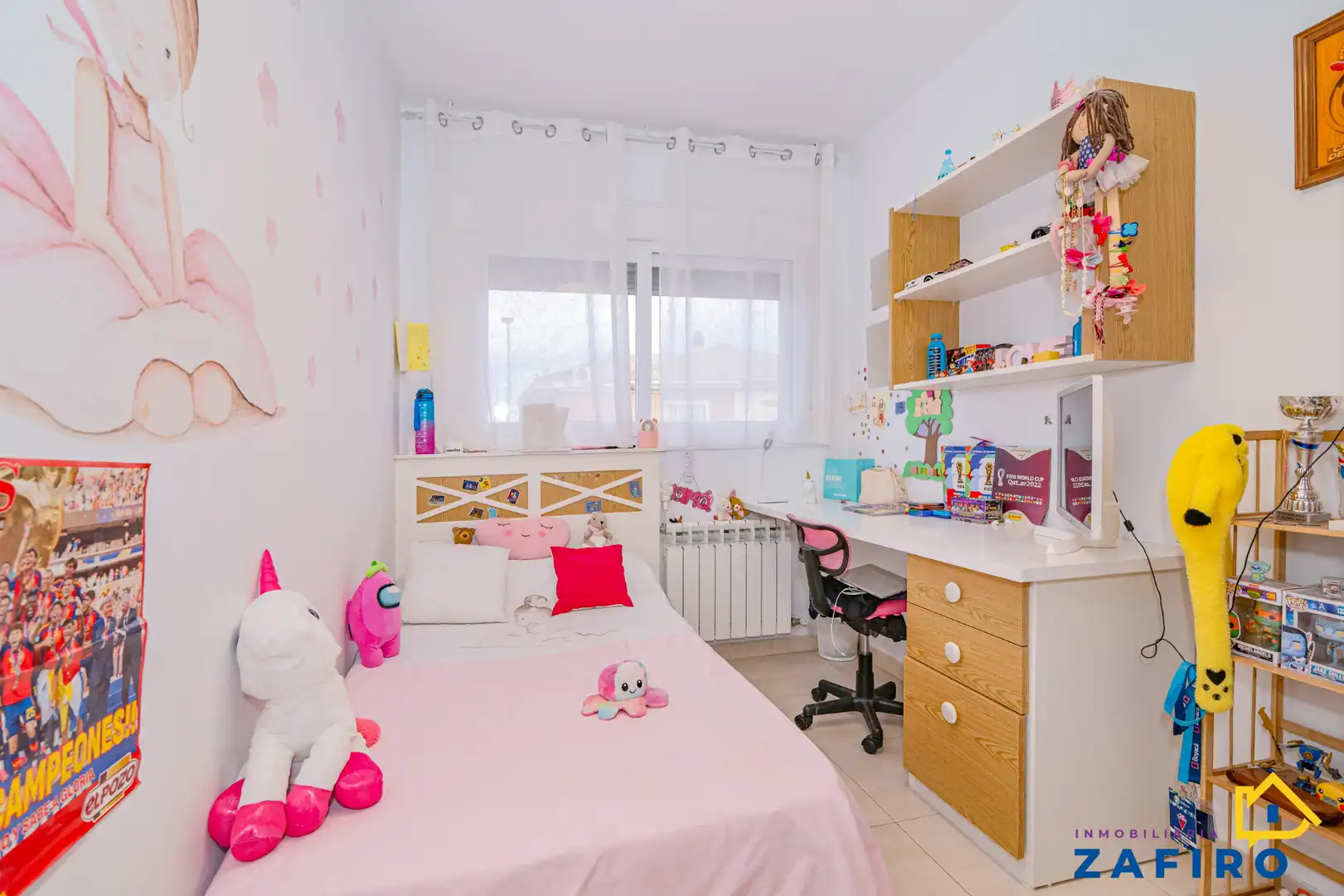 Casa aparellada amb terrassa en venda a Jun, imagen 25