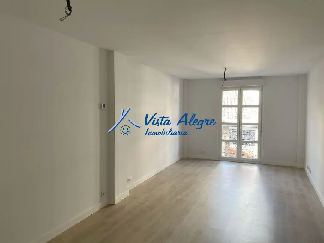 Sala d'estar de Dúplex en venda en Haro amb Calefacció