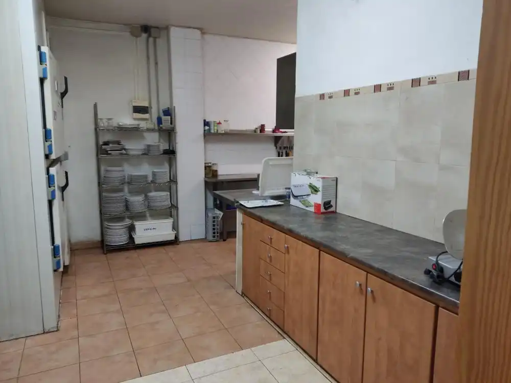 Locale commerciale in vendita a Oeste, imagen 6