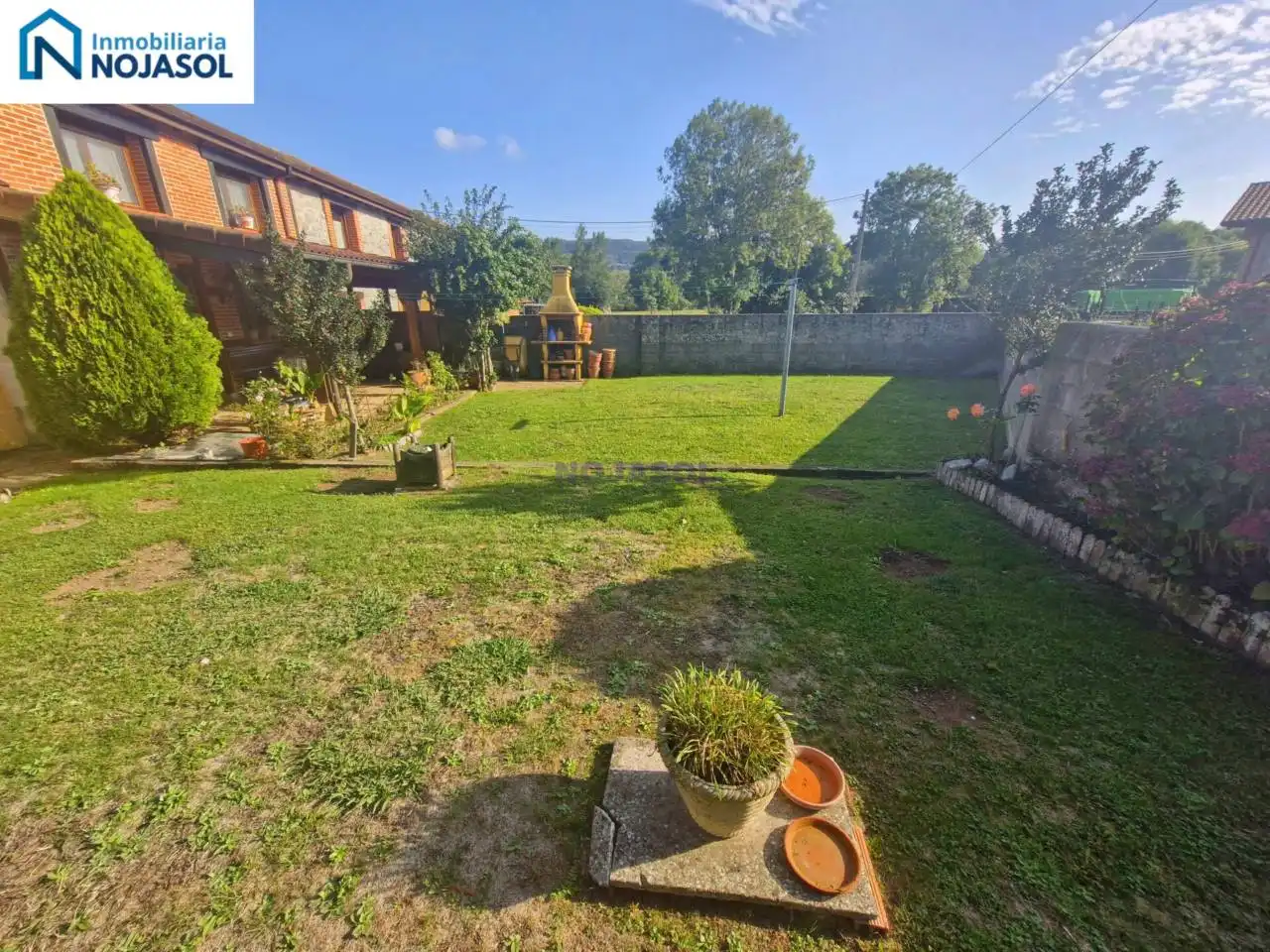 Terraced house with garden for sale in Calle HAZAS DE CESTO, imagen 5