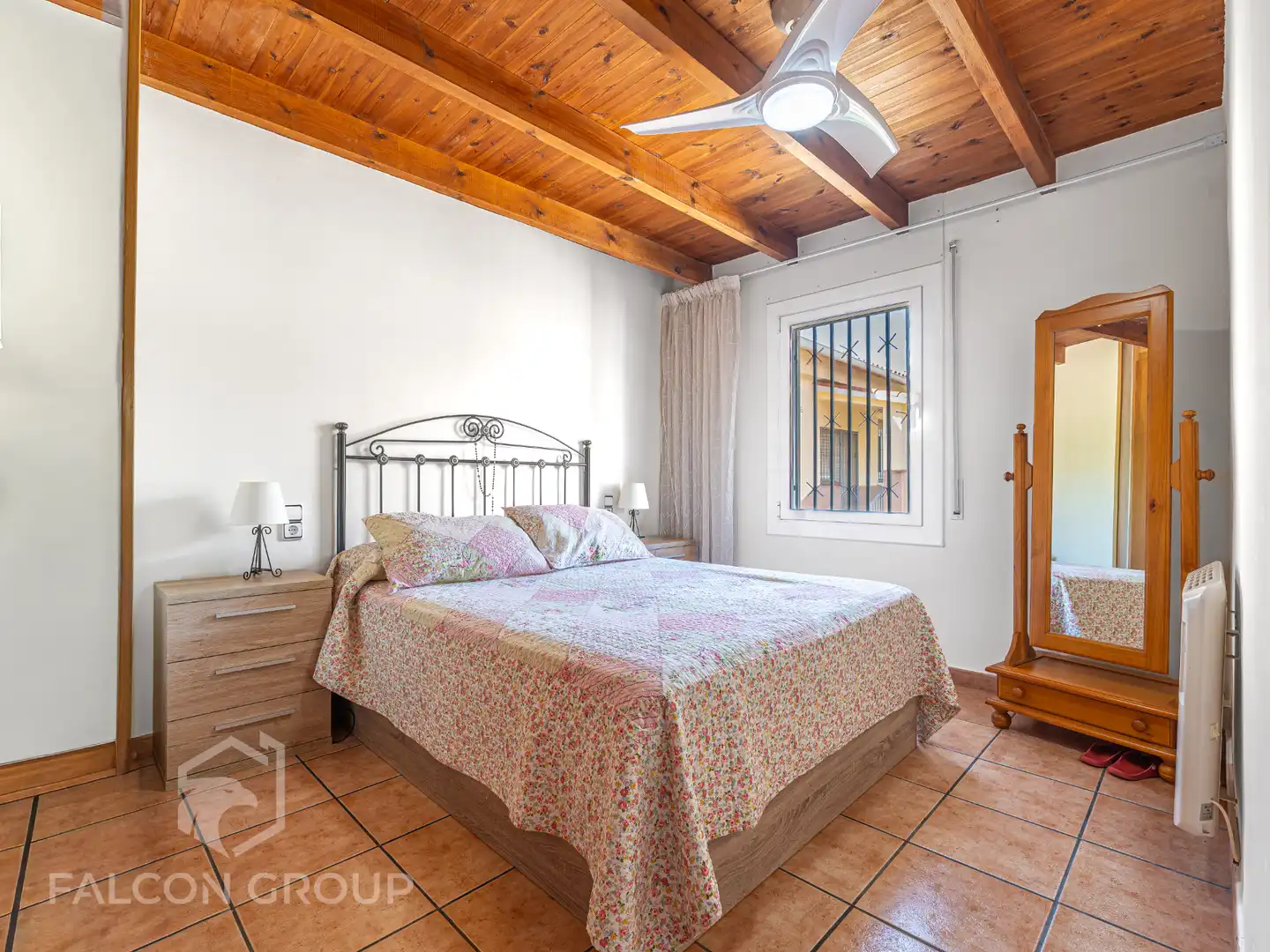 Dormitori de Casa o xalet en venda en Calafell amb Jardí privat, Terrassa i Piscina