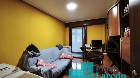 Foto 2 de Piso en venta en Calle Doctor Federico de la Lastra, 1, Centro, Laredo