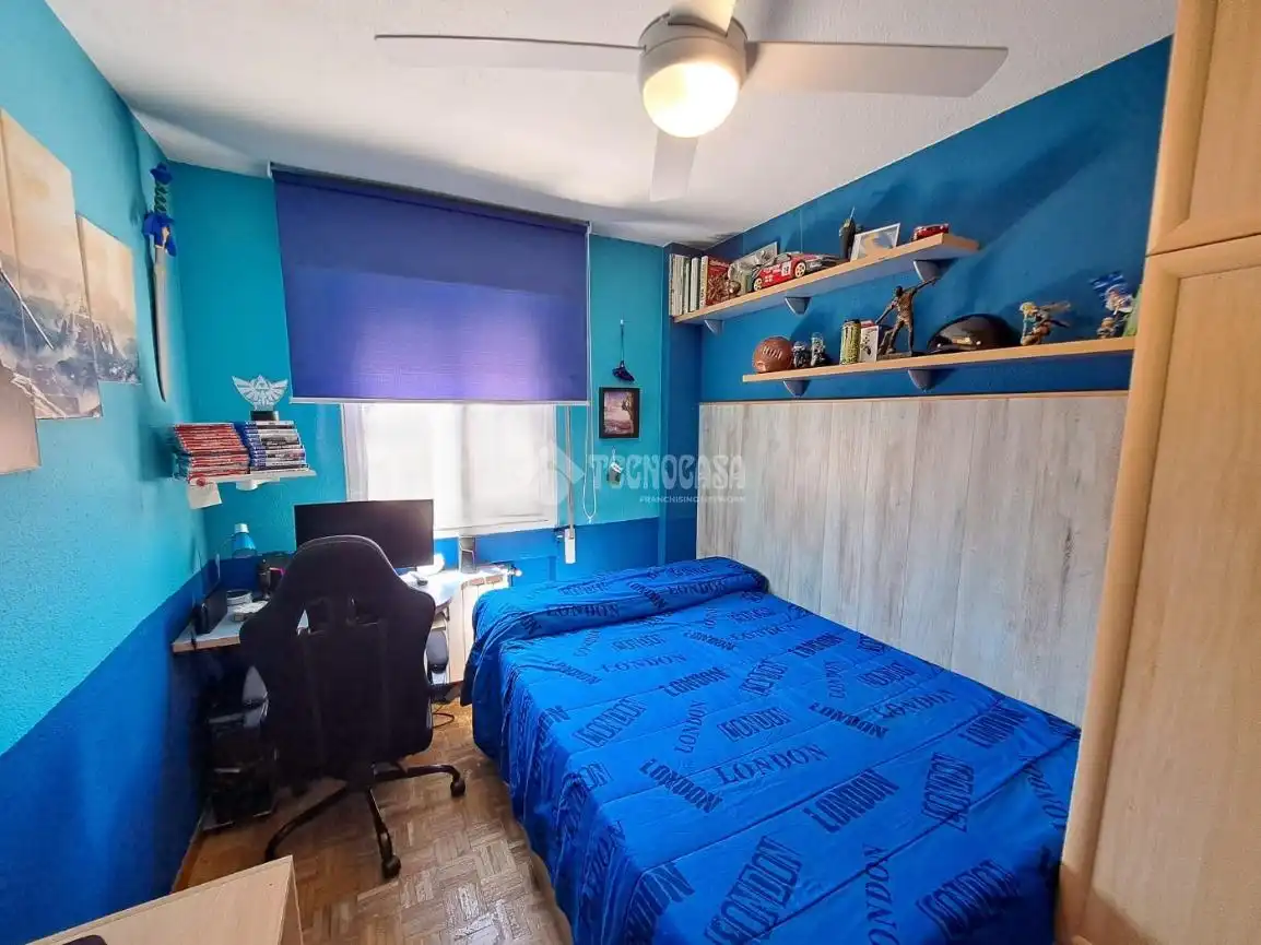 Schlafzimmer von Wohnung zum Verkauf in Parla mit Klimaanlage, Heizung und Parkett