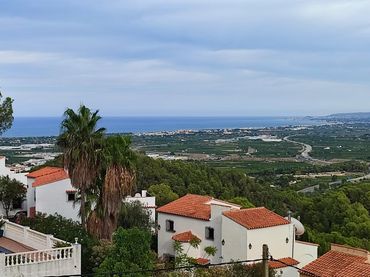 Detached house with garden for sale in Urbanizacion de Bella Vista