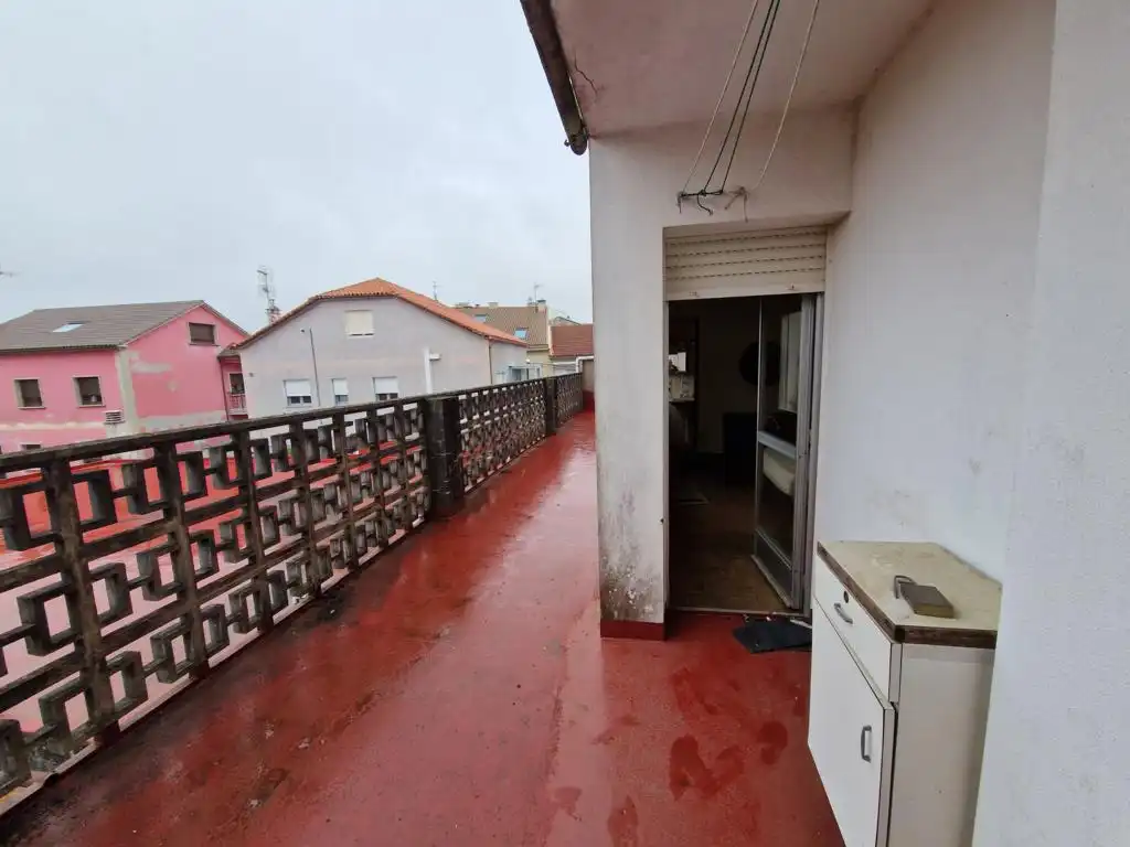 Terraza de Piso en venta en Vilanova de Arousa con Parquet, Amueblado y Balcón