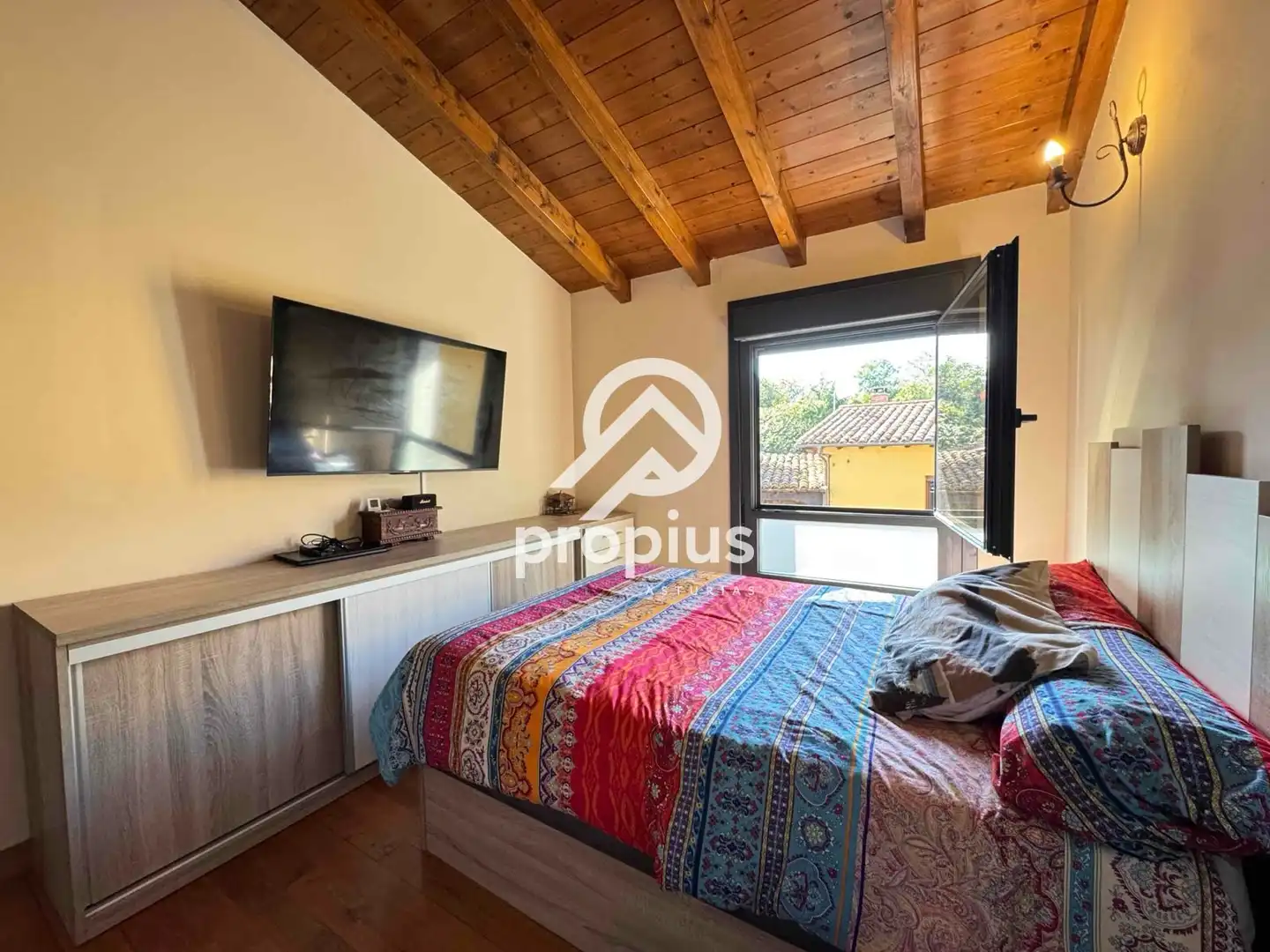 Bedroom of Houses for sale in Llanes  with Heating, Private garden and Parquet flooring