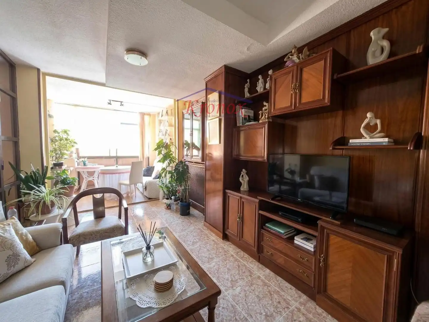 Sala d'estar de Dúplex en venda en Moratalaz