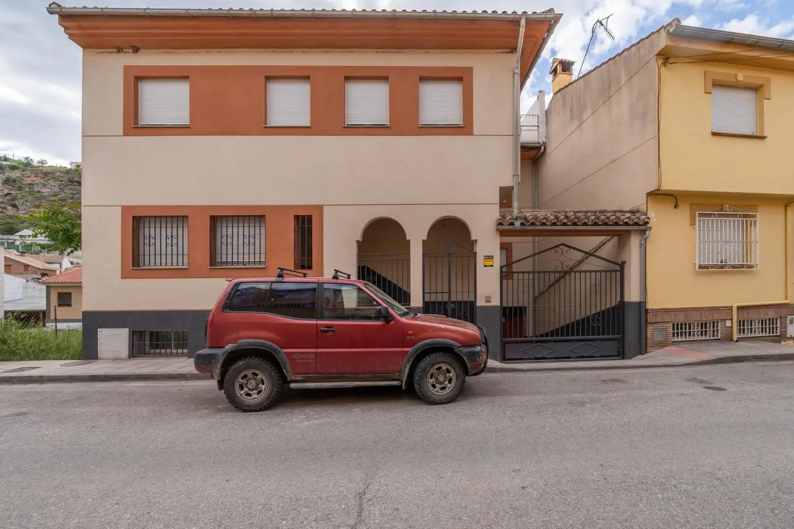 Vista exterior de Casa o chalet en venta en Alfacar con Terraza