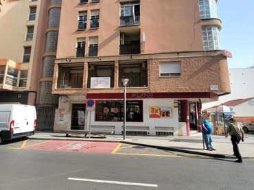Appartamento con ascensore in vendita a Centro