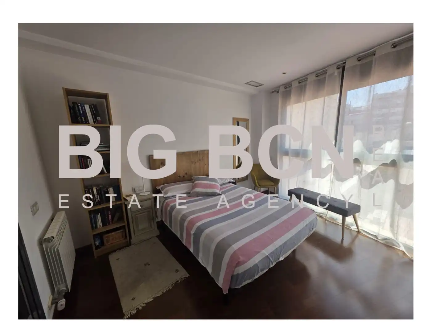 Bedroom of Flat for sale in Barcelona  with Air Conditioner, Heating and Parquet flooring