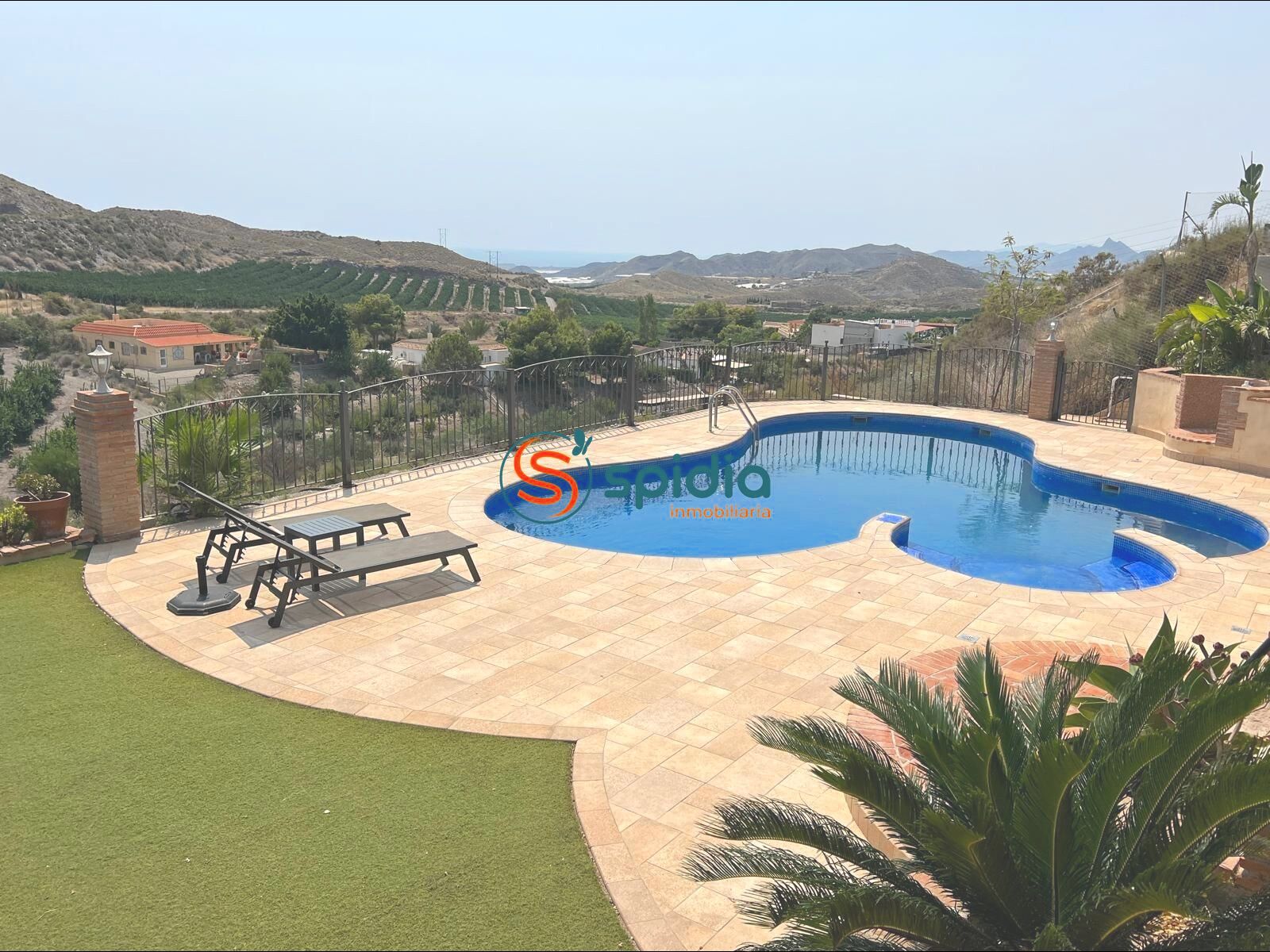 Piscina de Finca rústica en venda en Águilas amb Aire condicionat, Calefacció i Jardí privat