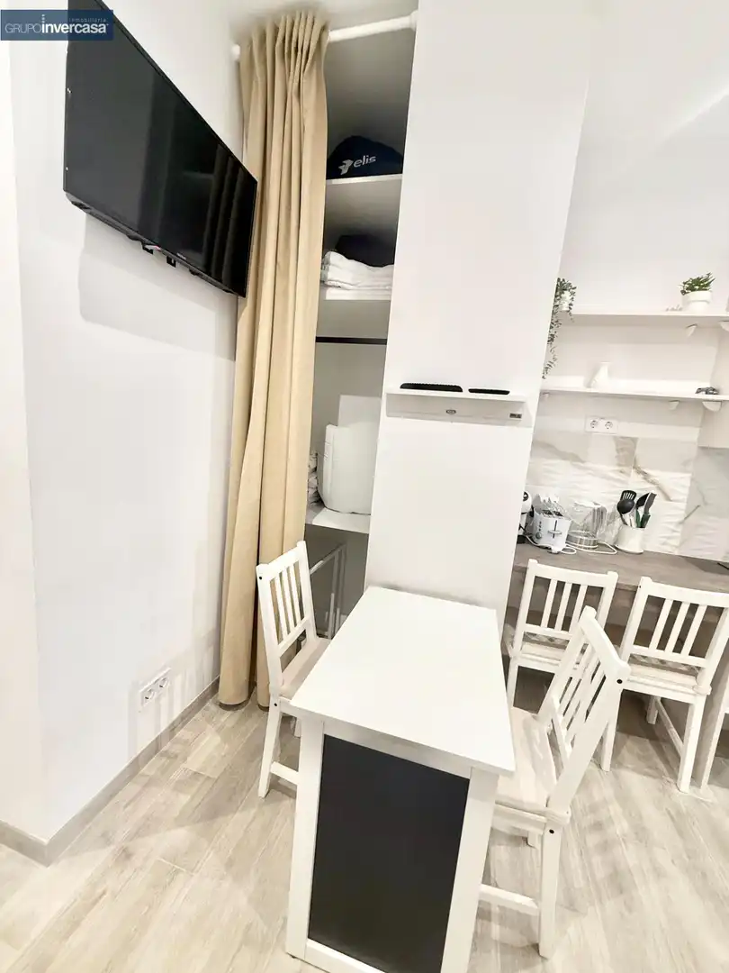 Habitación de Apartamento en venta en Valencia con Calefacción