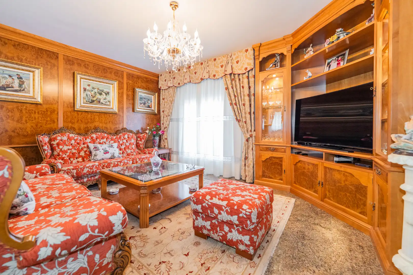 Living room of Houses for sale in San Sebastián de los Reyes  with Air Conditioner, Heating and Private garden