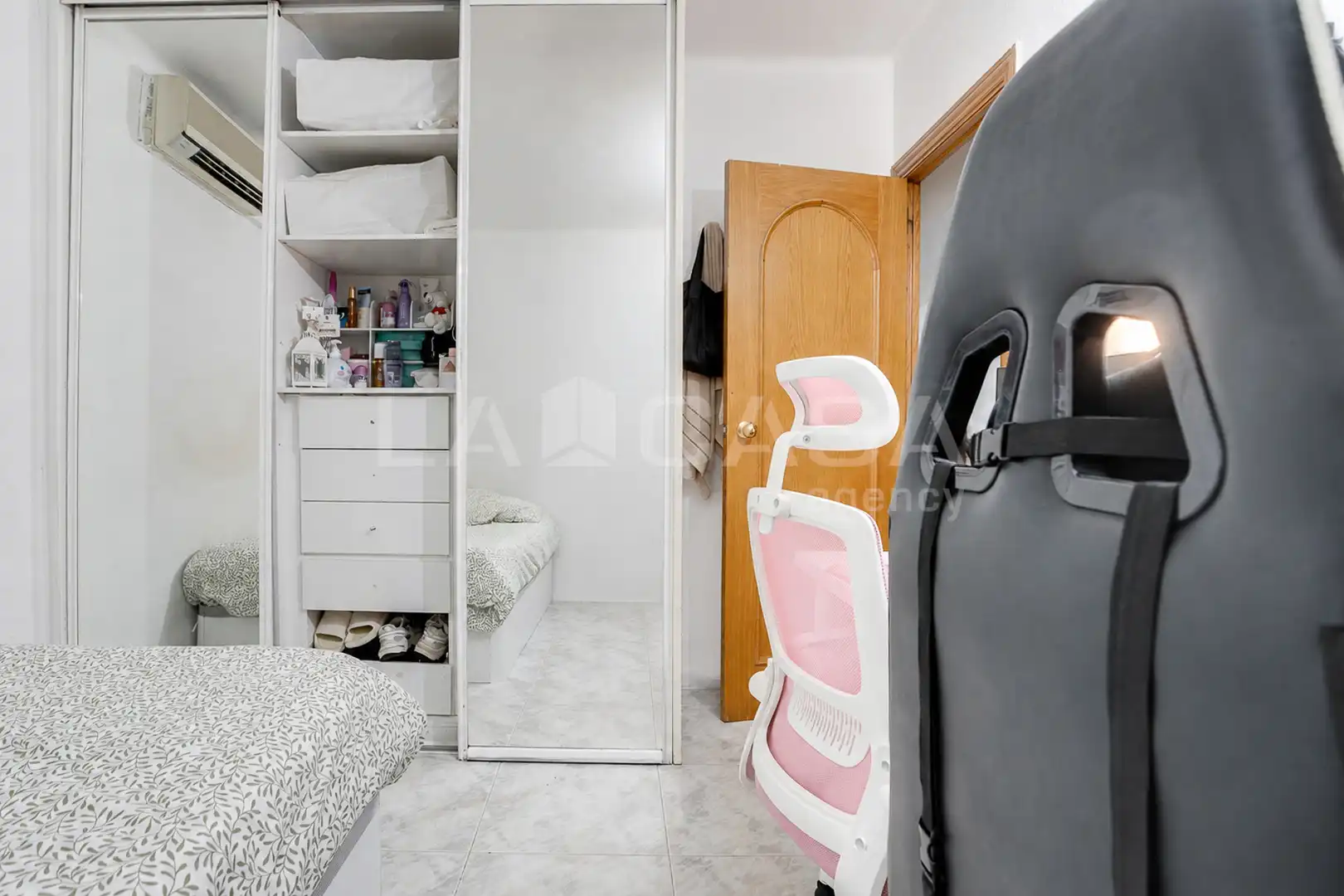 Bedroom of Flat for sale in L'Hospitalet de Llobregat  with Balcony