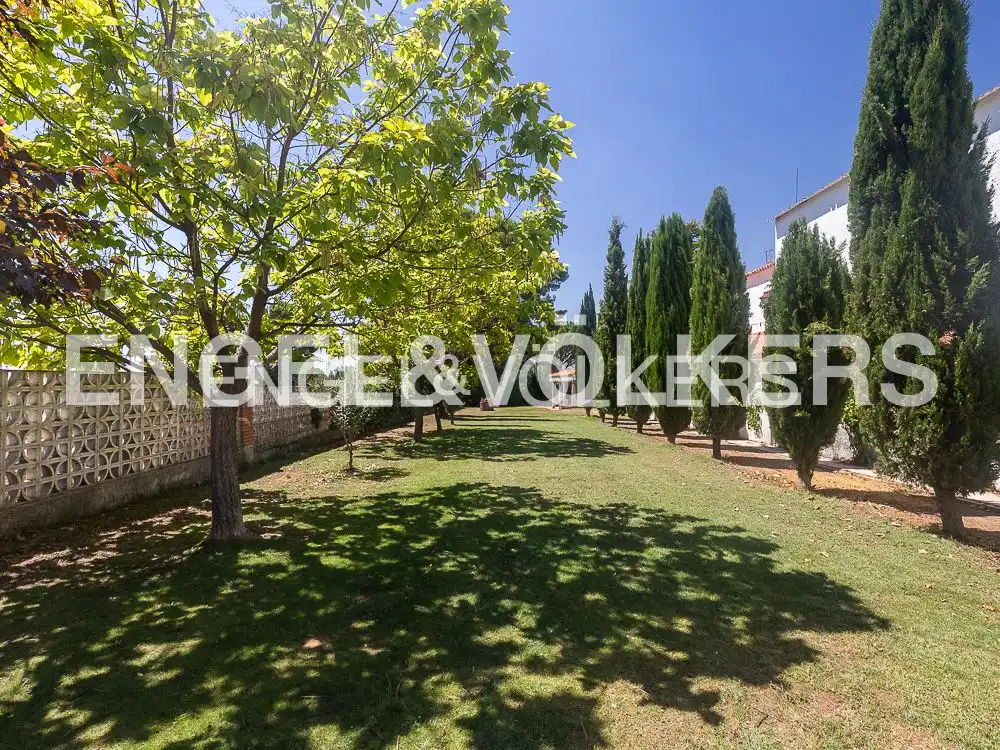 Casa rústica con piscina en venta en Requena, imagen 8
